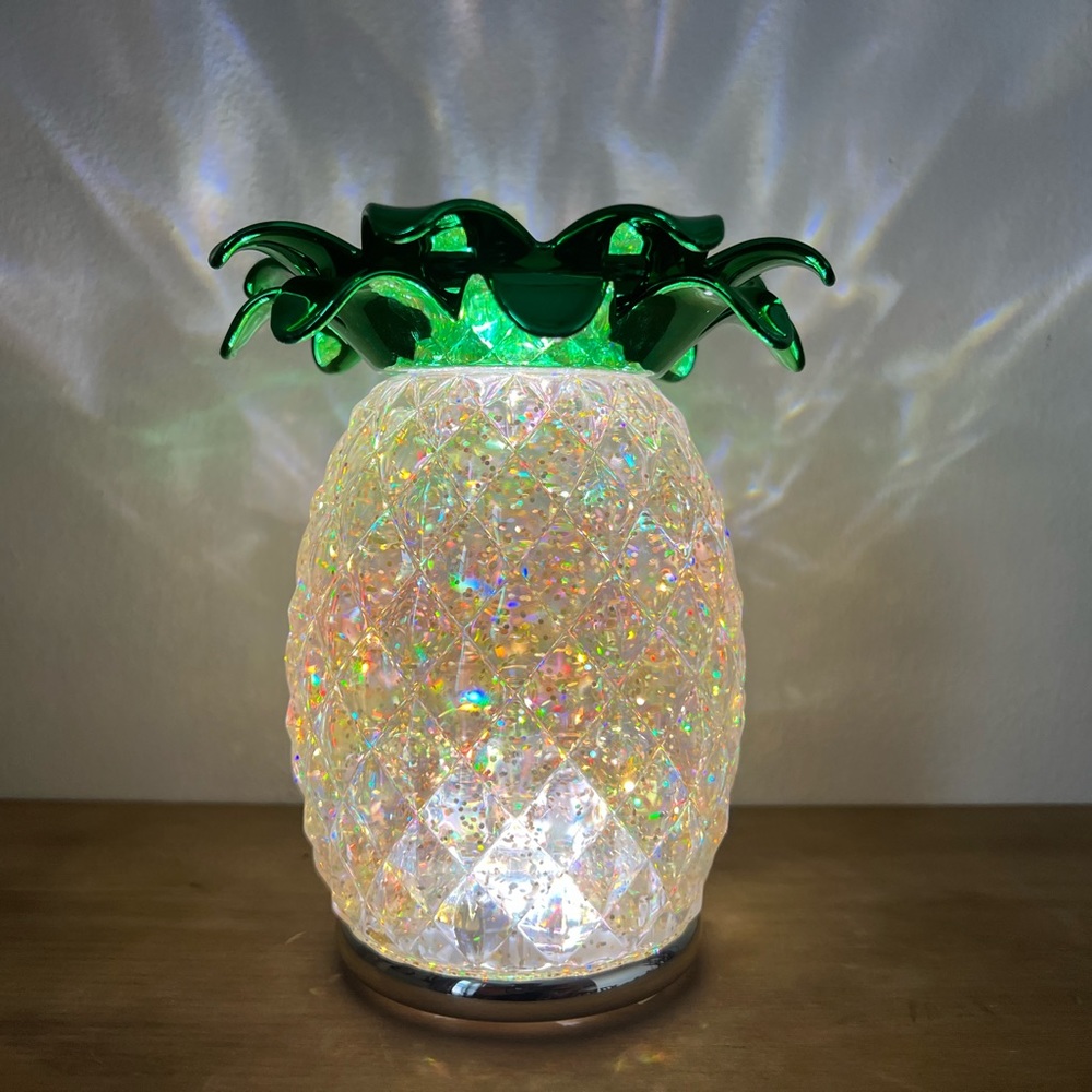 Bath and Body Works Pineapple Water Globe Single Wick Candle Holder